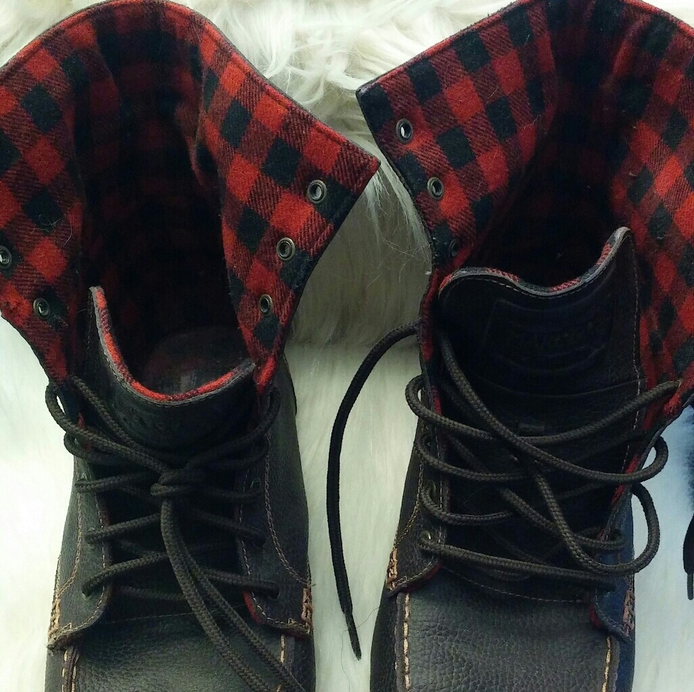 Marc ecko hightops / boots